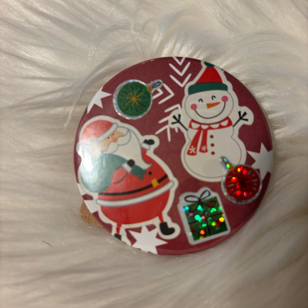 Festive Holiday Button Set - Picture 6 of 6